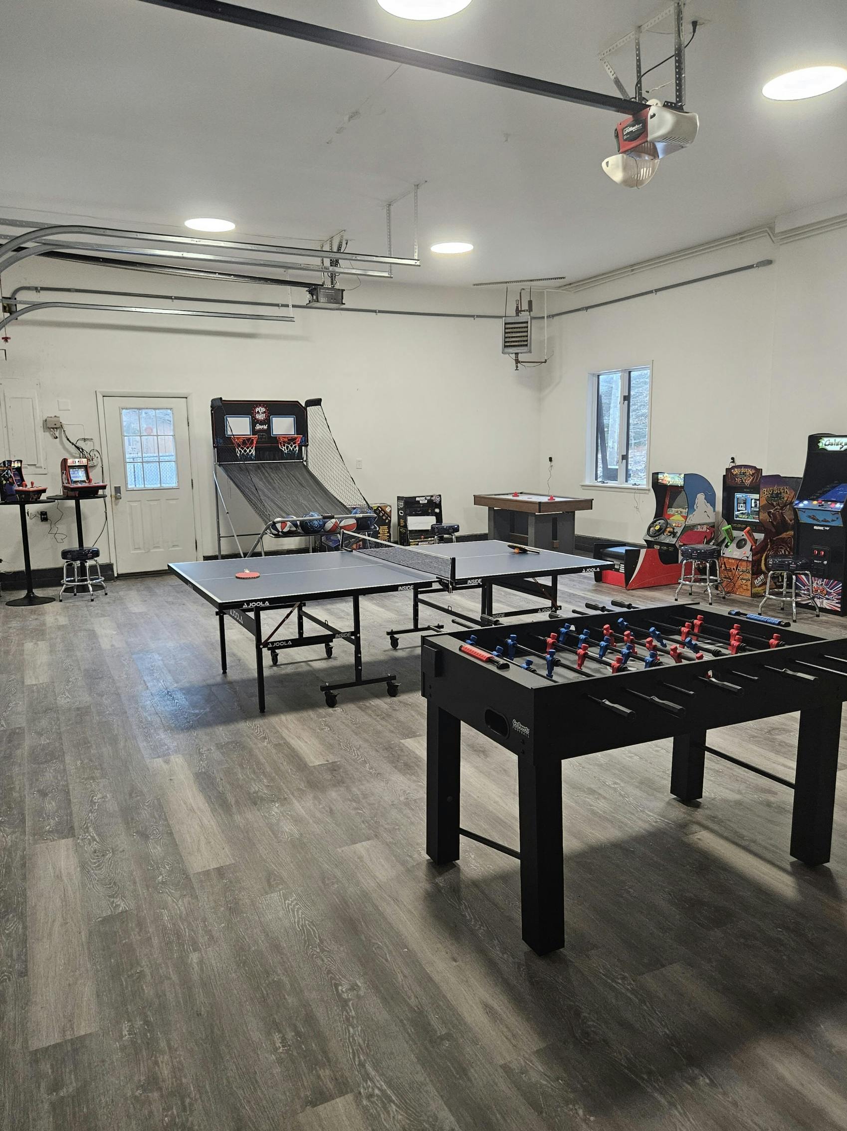 The Fallsburg Retreat GameroomArcade Private Home for Rent in