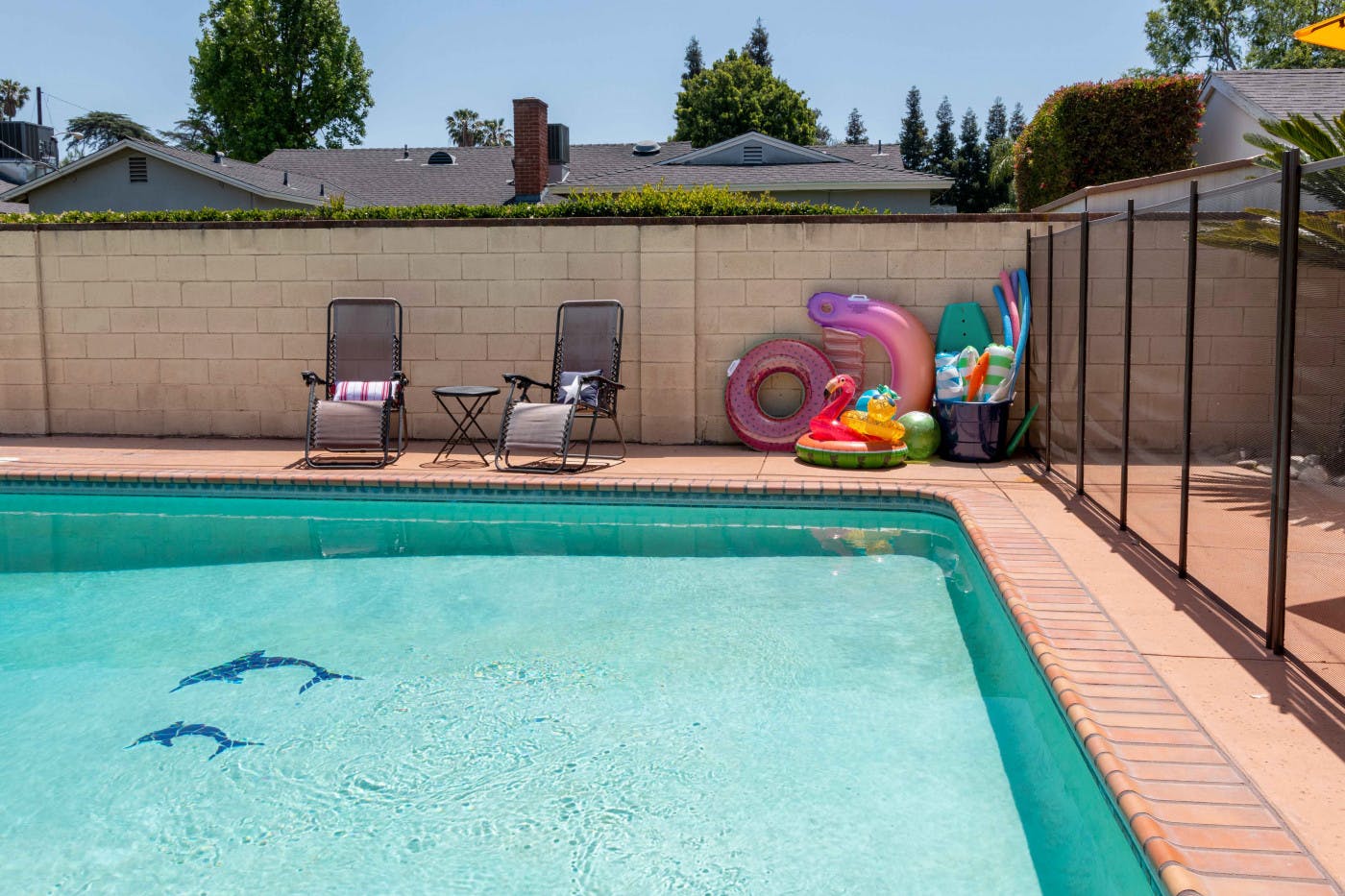 🔥 LIMITED Time: 🐬 Huge Pristine Pool 🐬 - Private Pool in Los Angeles ...